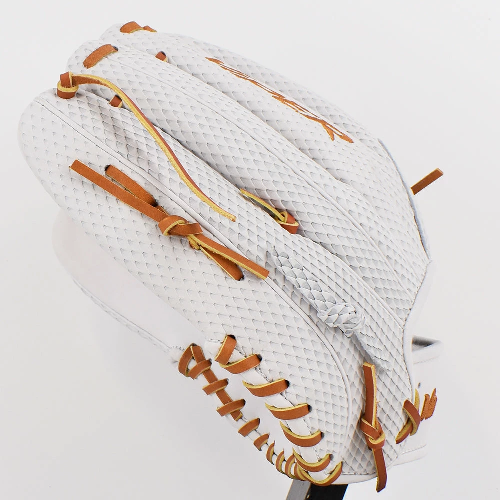 Kelly's Ultimate Sports Viper Japanese Kip Leather Fielding Glove White/Tan 5 Kelly's Ultimate Sports Viper Japanese Kip Leather Fielding Glove White/Tan - Image 3